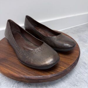Elegant Bronze Women's Flats by Nuture Style- Hudson‎  color-Bronze Sz 81/2 M